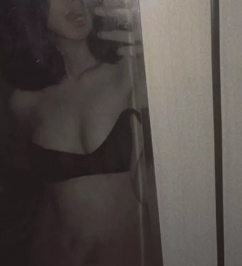 My OF only $5 a month!😈 free sexting and dick rate😘 solo play/kink friendly/custom content❤️🔥link below