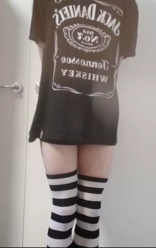 my old acount got banned having a bad day :( my old acount got banned having a bad day :(