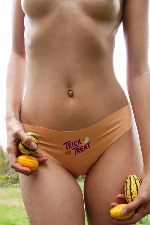 My outie is ready for Halloween