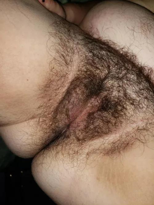 my period tracker app tells me I'm probably feeling extra horny lately. It knows me too well 😆💦