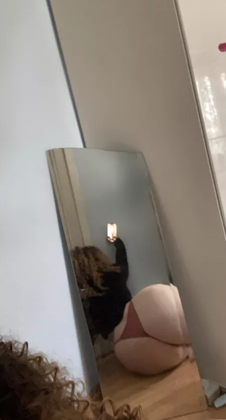 My phat ass and broken mirror π My phat ass and broken mirror π