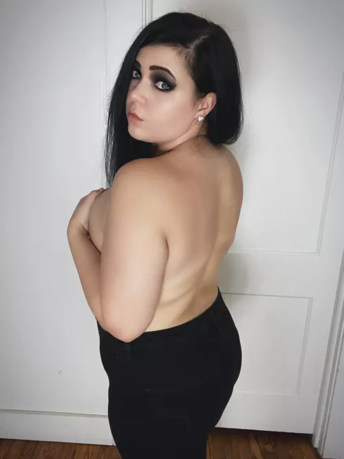 My phone tried to fall in the floor during this, but I caught it like a half naked ninja