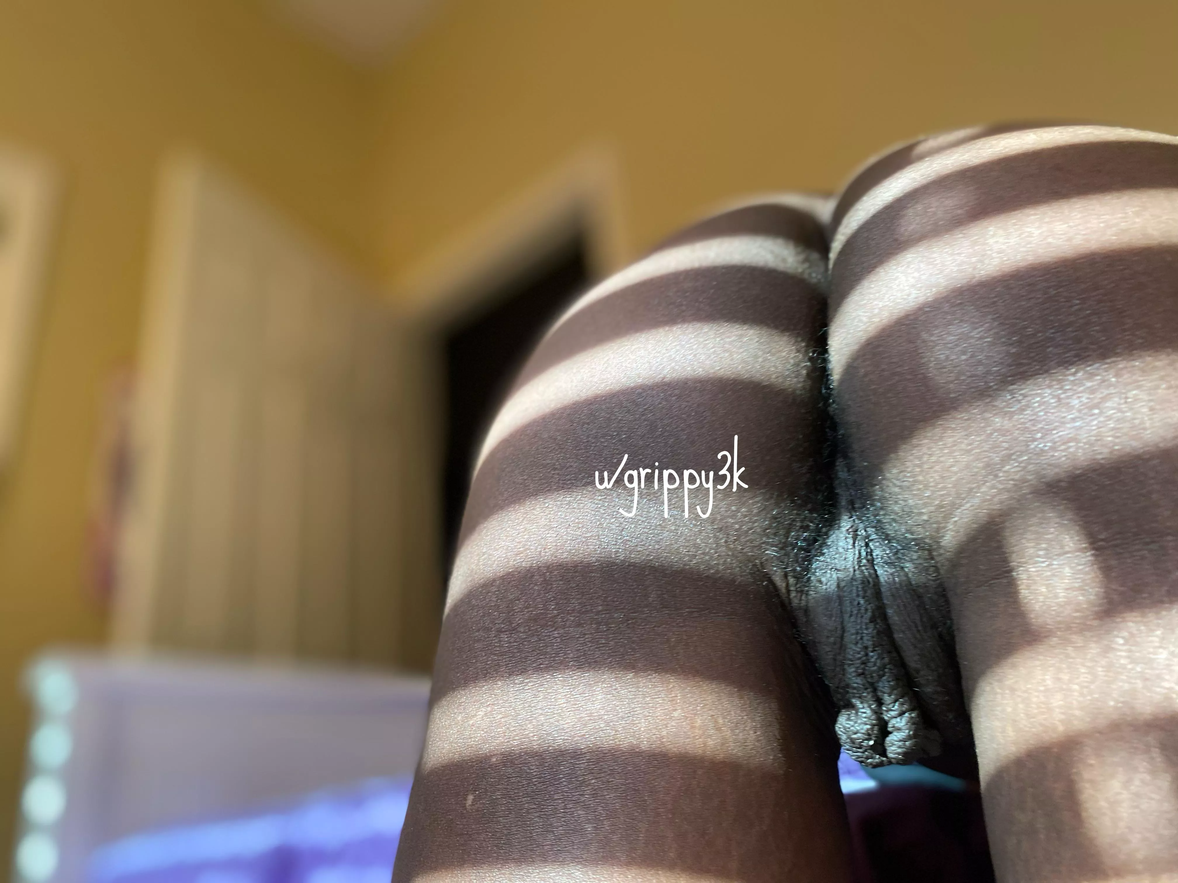 My pussy is aching to be fucked My pussy is aching to be fucked