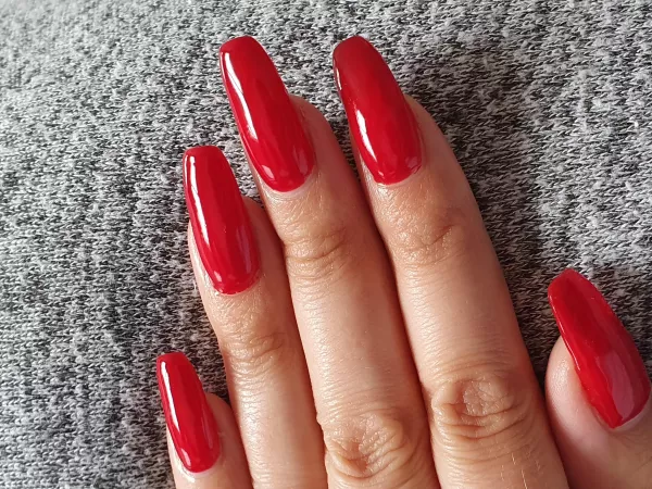 My real nails with red polish π₯°