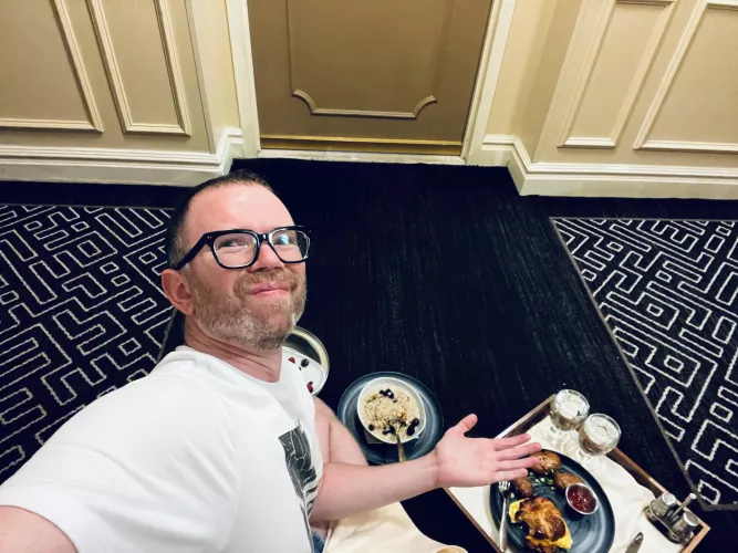 My room key is bugged, friends are sleeping and room-service was delivering my food. I let them sleep while I fuel up. My room key is bugged, friends are sleeping and room-service was delivering my food. I let them sleep while I fuel up.