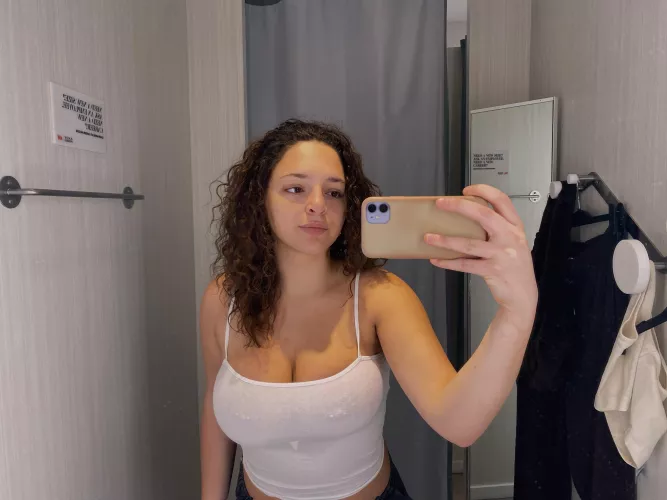 my shirts kinda see through .. π³ my shirts kinda see through .. π³