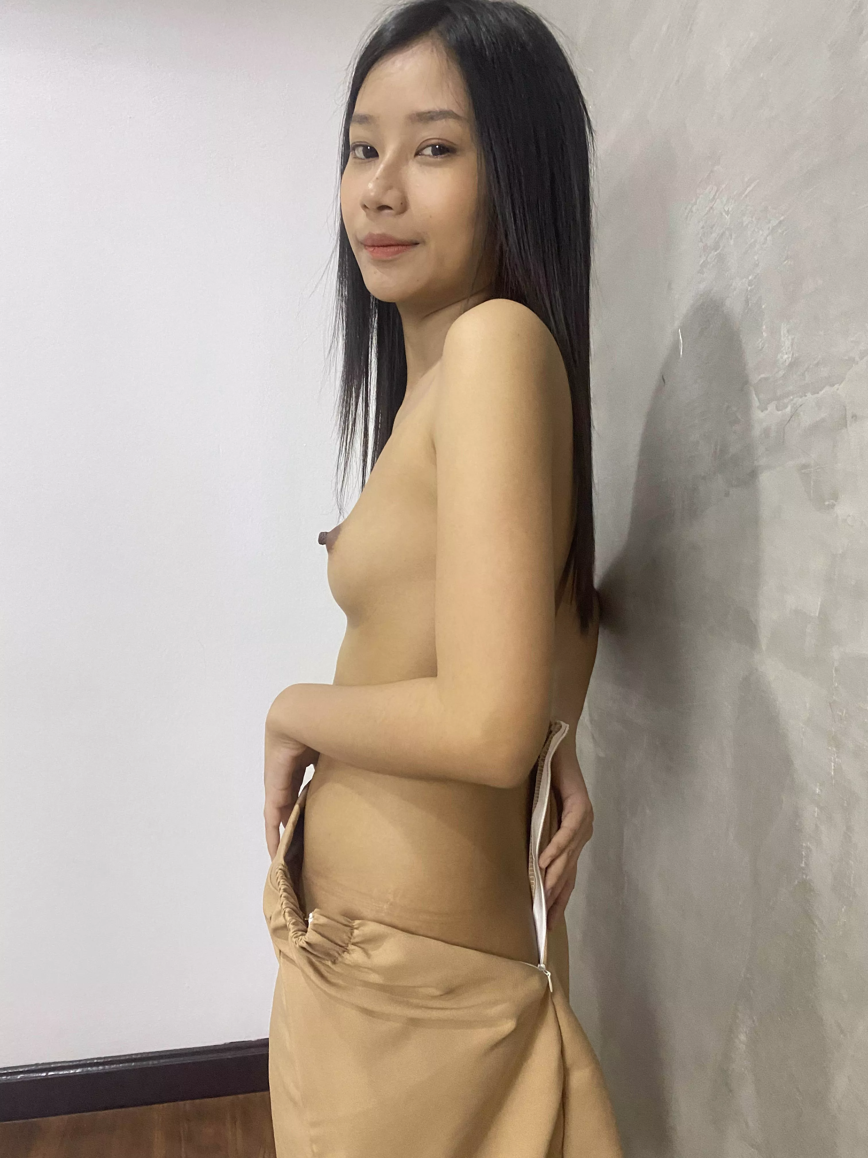 my skirt is too loose 😋 my skirt is too loose 😋