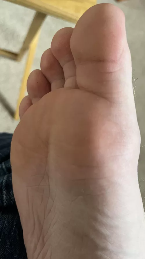 My soft college feet, fresh from my shoes… love how warm my soles get after a long day 🤤 My soft college feet, fresh from my shoes… love how warm my soles get after a long day 🤤