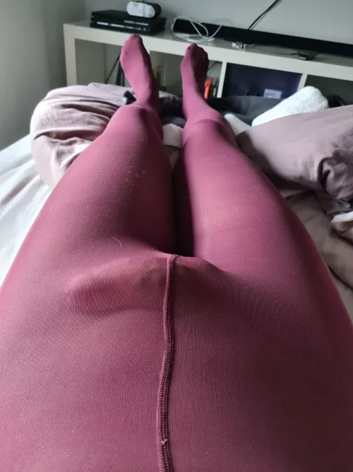 My soft purple pantyhose. What do you think?