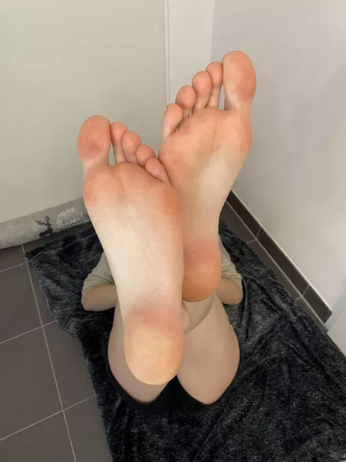 My soles are ready for you π€€