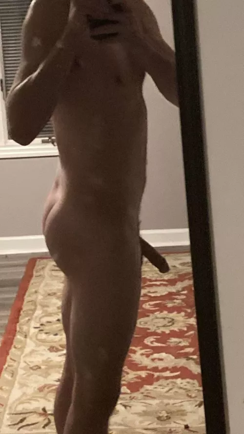 My team won tonight, have a nude! (25 straight)