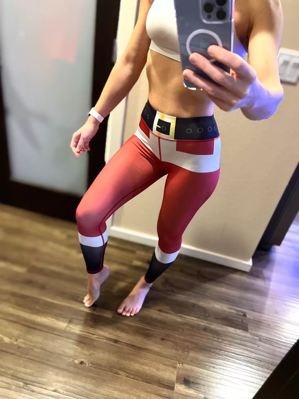 My tummy along with my Christmas vibes hehe