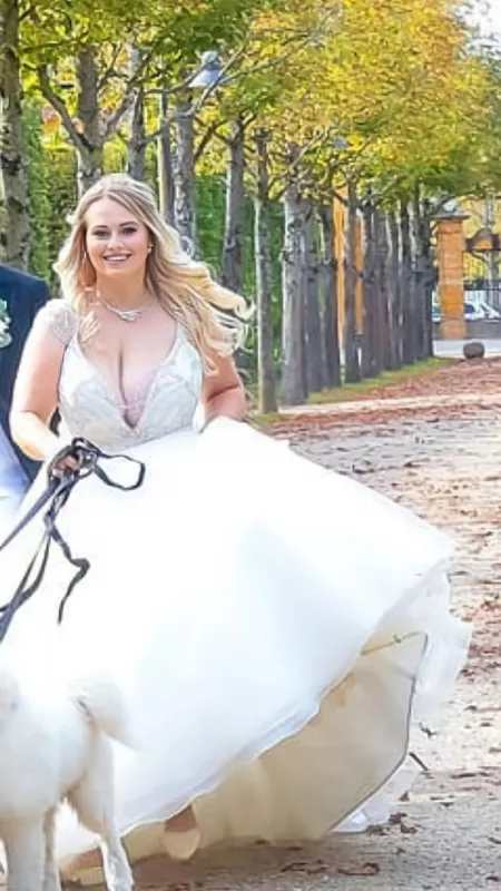 My wifes huge HH cups in a wedding dress๐๐ณ
