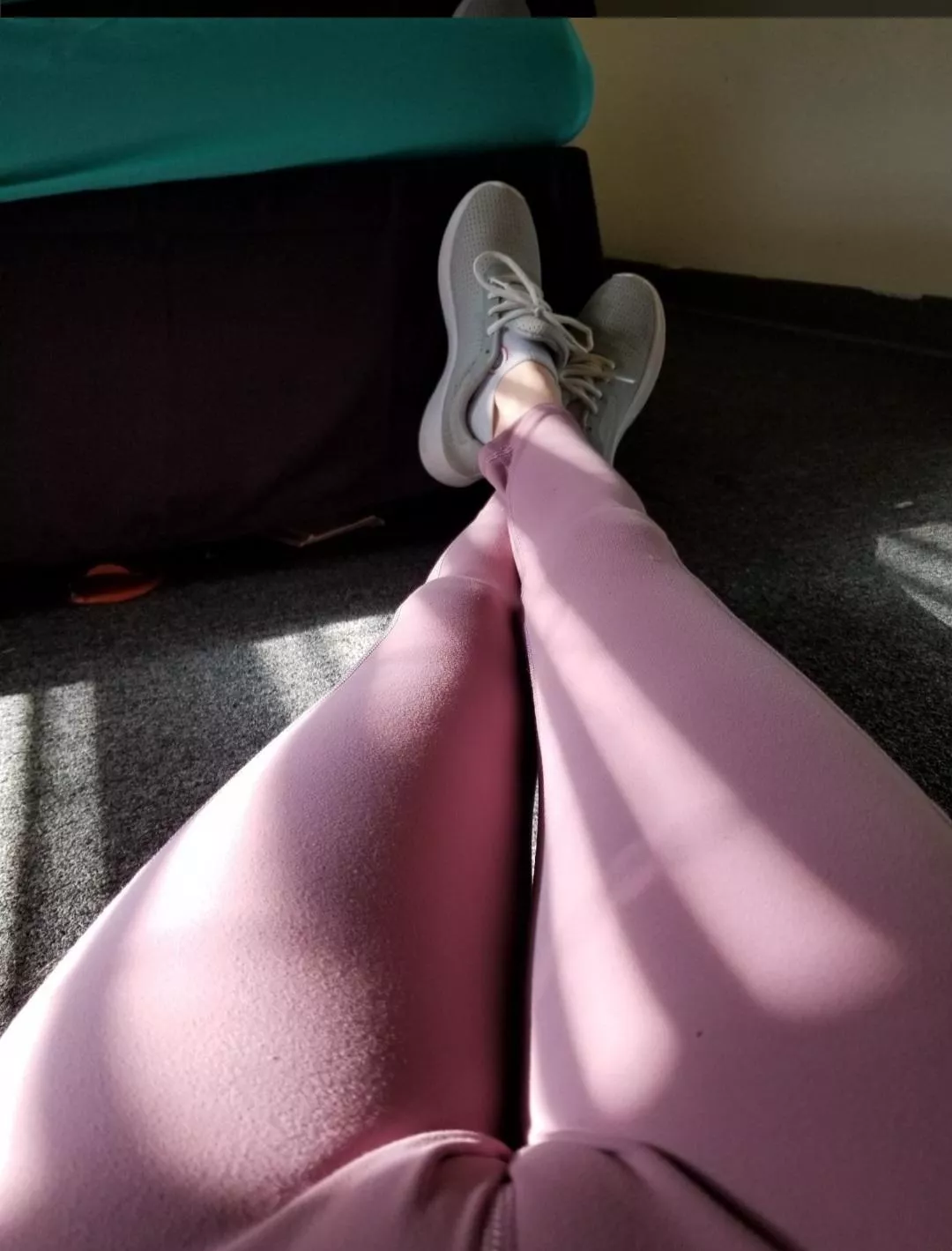 My workout pants showing off a whole lot 😋