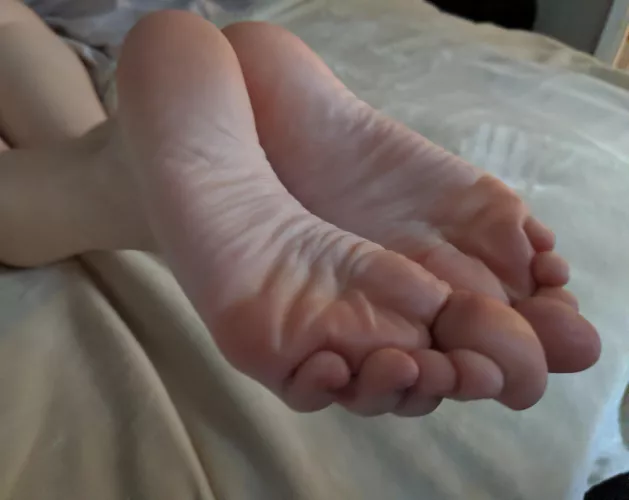 My wrinkled soles for your Saturday ๐