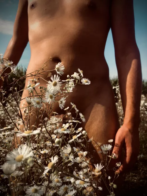Naked between flowers.. Naked between flowers..