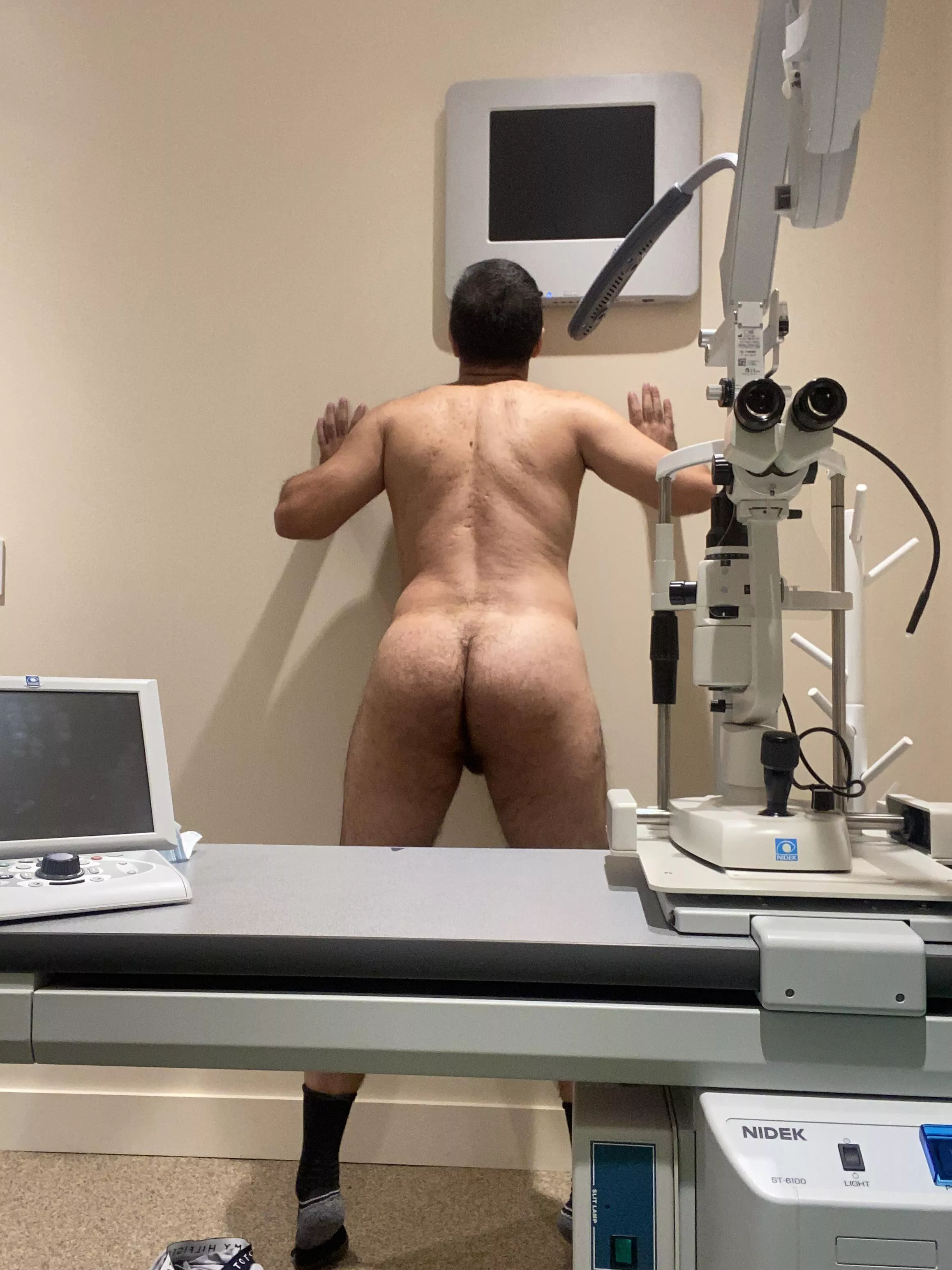 Desnudo Doctor Pic