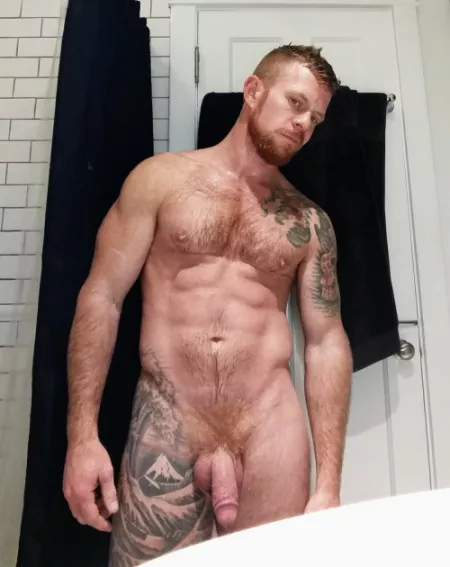 Naked Ginger Hunk (X-Post /r/hunks)