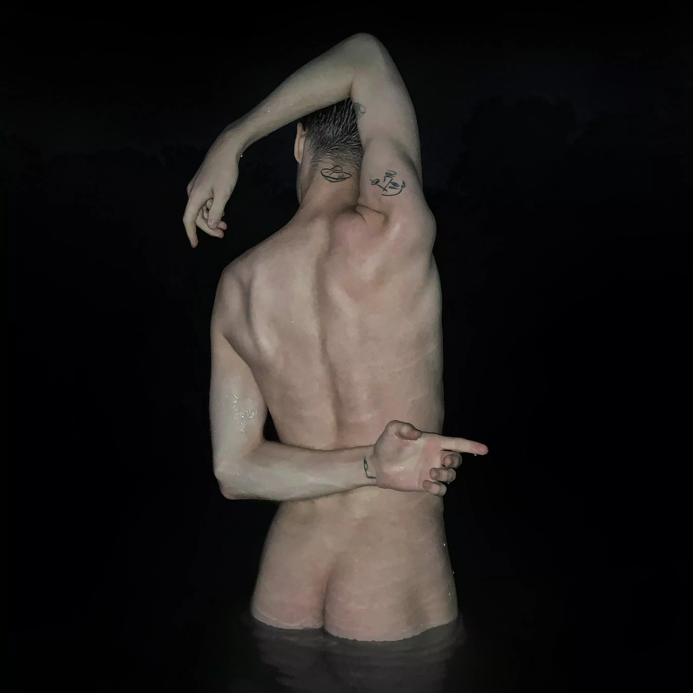 Naked swimming 🥵💦