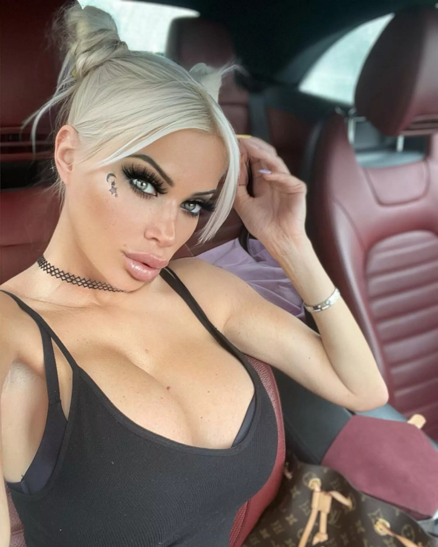 NanciBunni NanciBunni