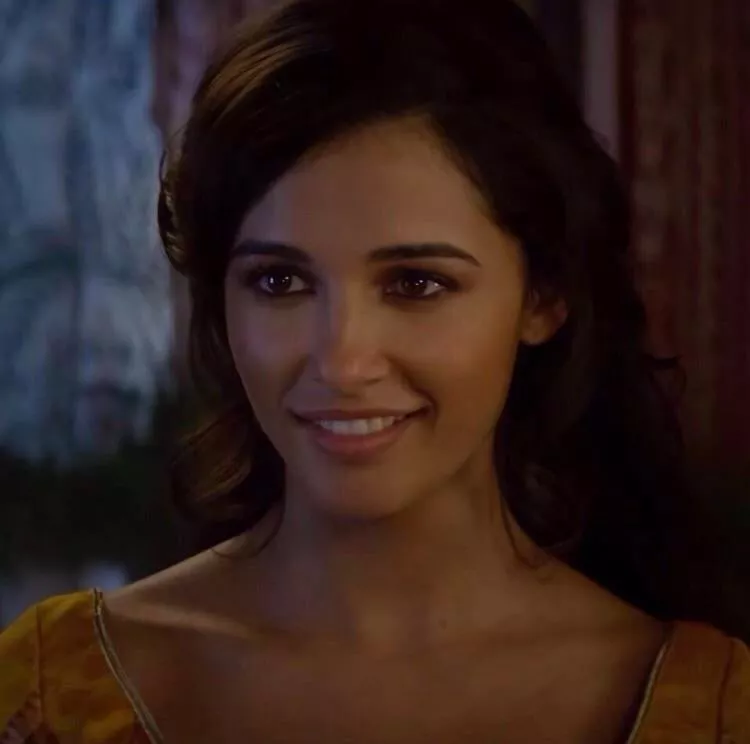 Naomi Scott's got such a pretty cum target face. Wanna blast the hell out of it until she's covered. Naomi Scott's got such a pretty cum target face. Wanna blast the hell out of it until she's covered.