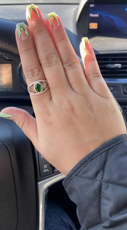 Natural nails : fresh manicure π