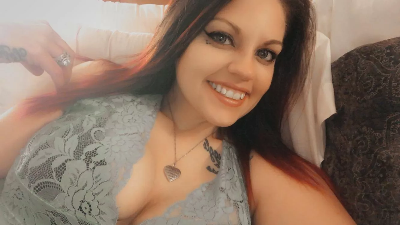 naughty big booty lesbian freak! cum get naughty with me on my of! over 900+ photos and clips! goddessdestiny22 naughty big booty lesbian freak! cum get naughty with me on my of! over 900+ photos and clips! goddessdestiny22