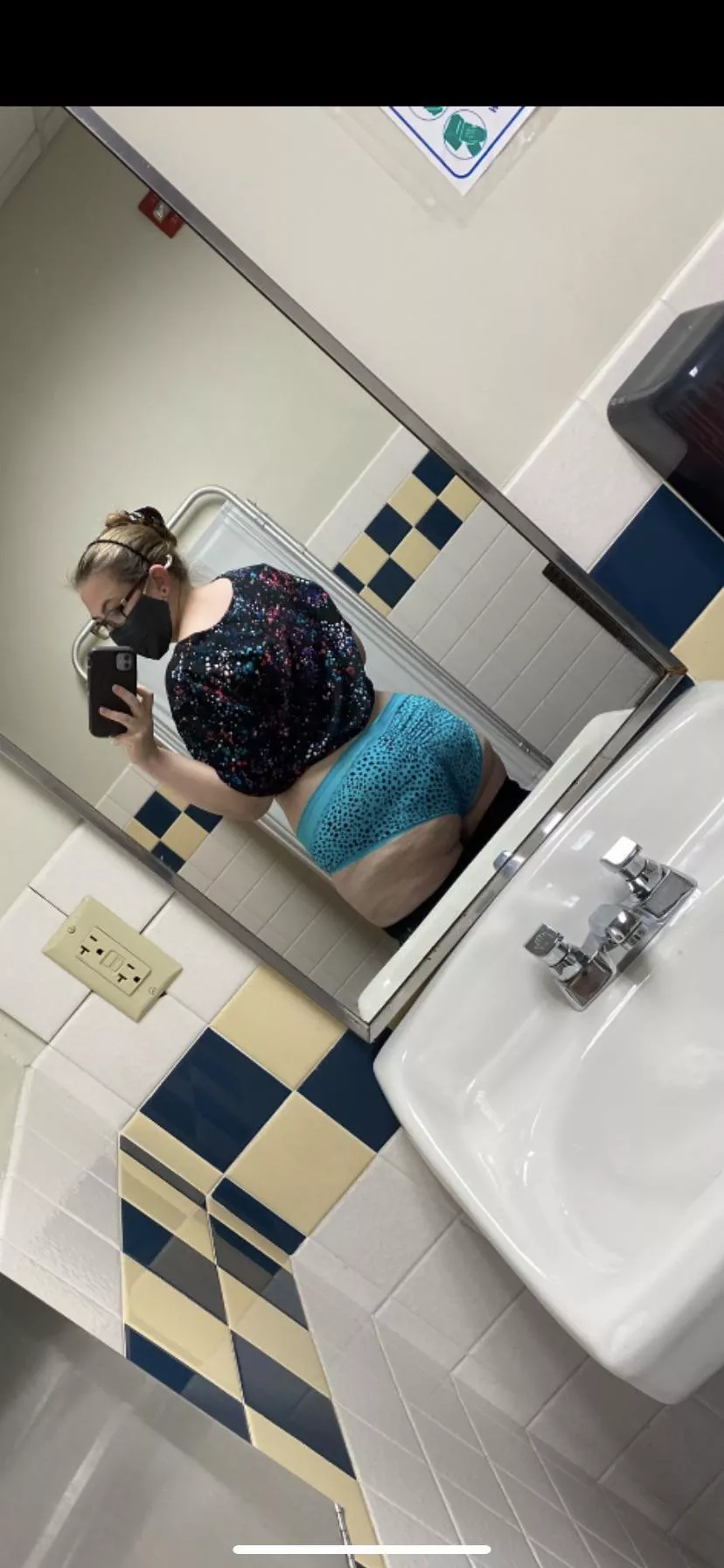 Naughty nurse 😉( sorry for deleting and reposting, was on wrong account before lol)