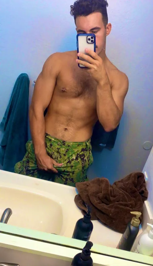 Navy boiiii Navy boiiii