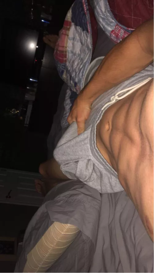 Need a cougar who can tame me!