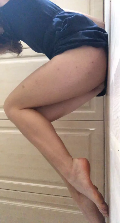 Need a footrest π₯° Need a footrest π₯°