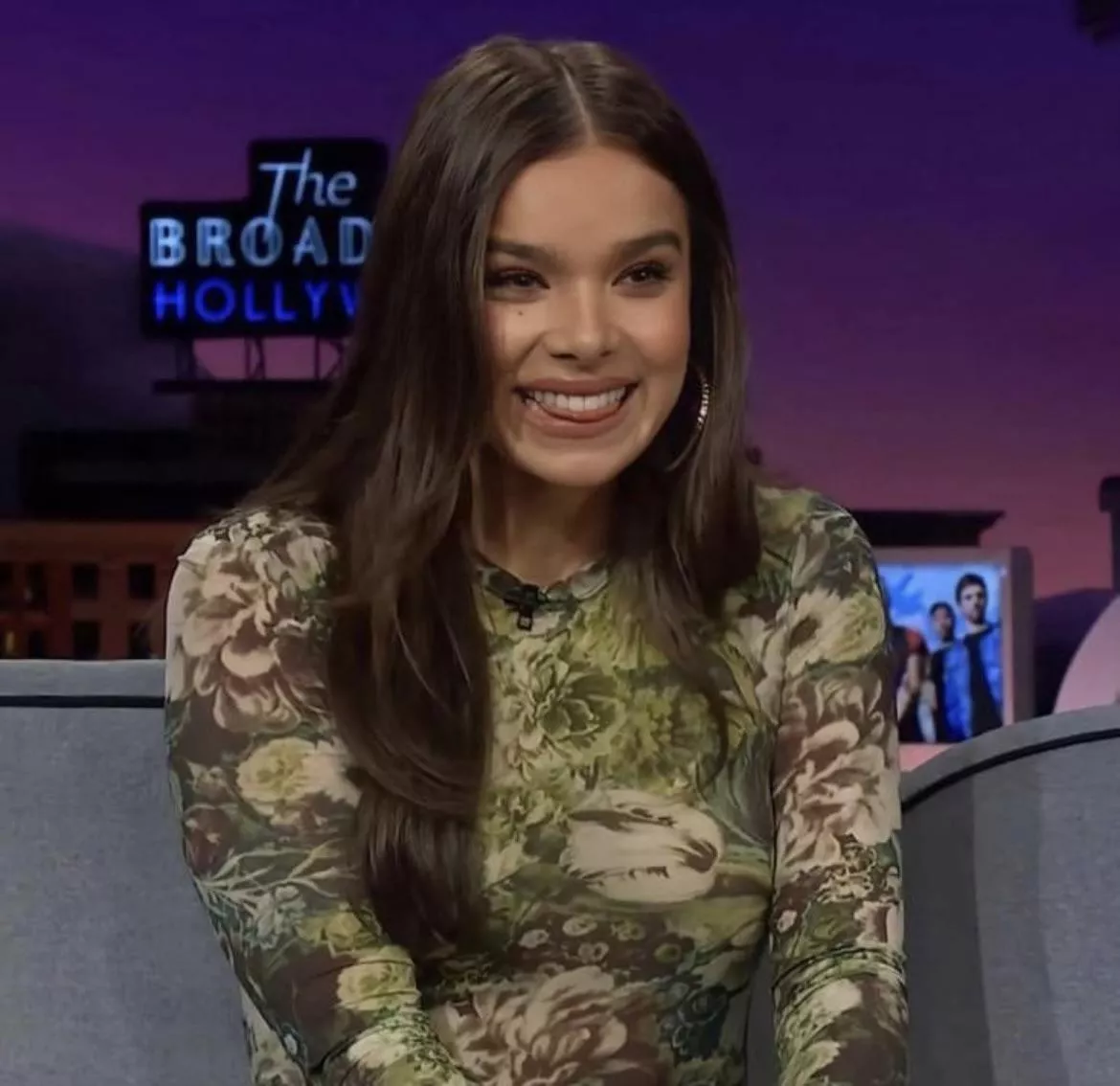 Need a joi from Hailee Steinfeld Need a joi from Hailee Steinfeld