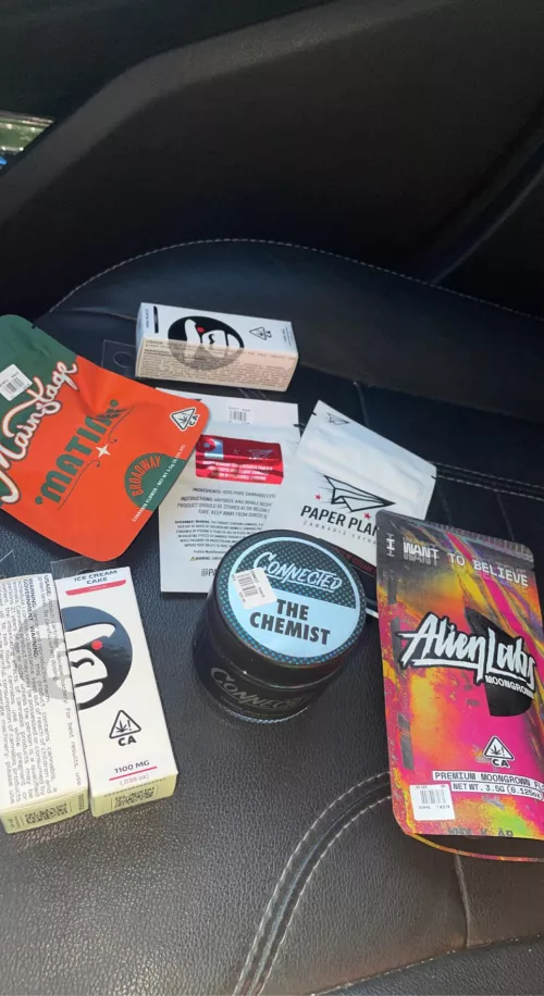 Need more stoner friends. PM Me for details