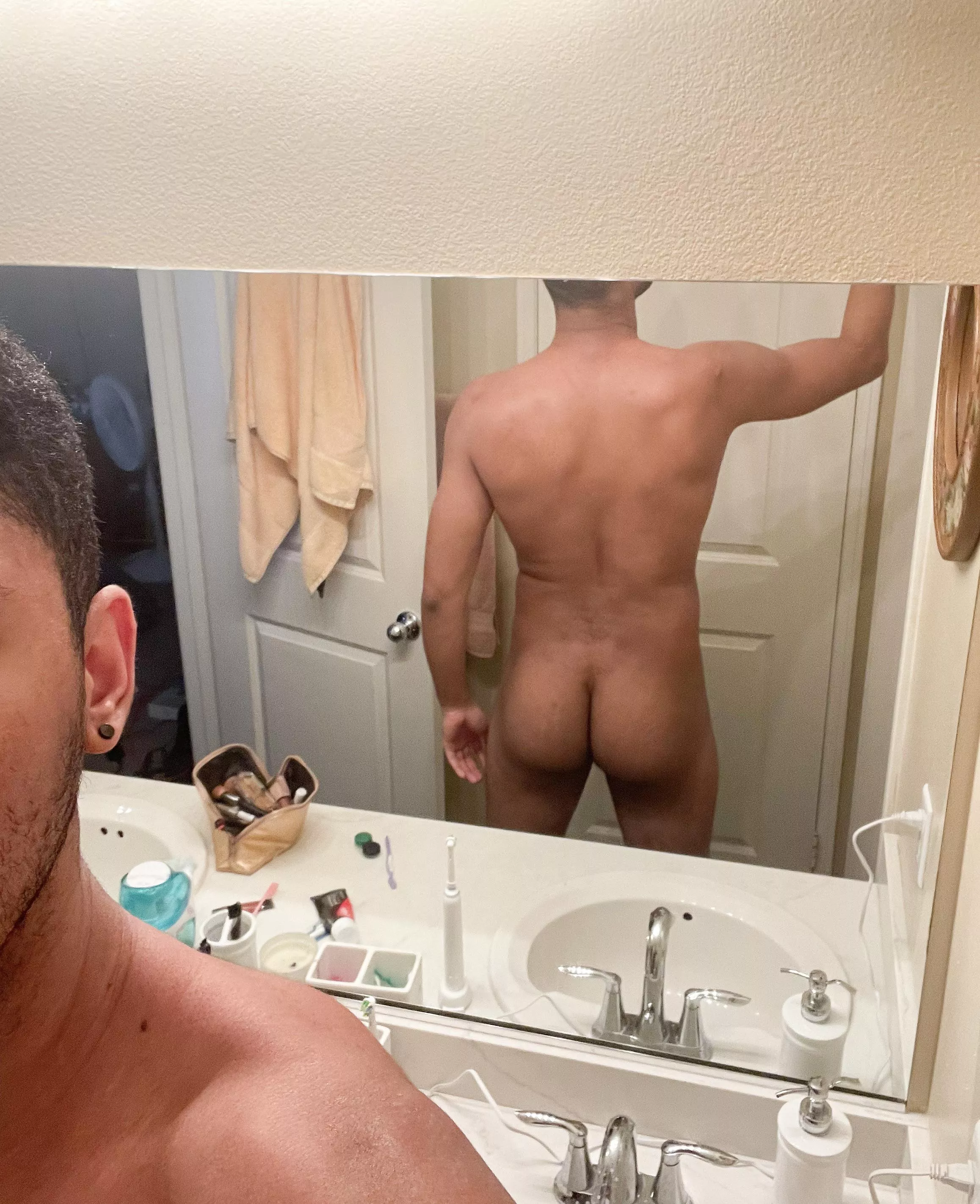 Need my ass eaten tonight Need my ass eaten tonight