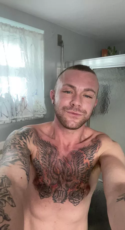 Need some help getting off, any one wanna cum over? 😏