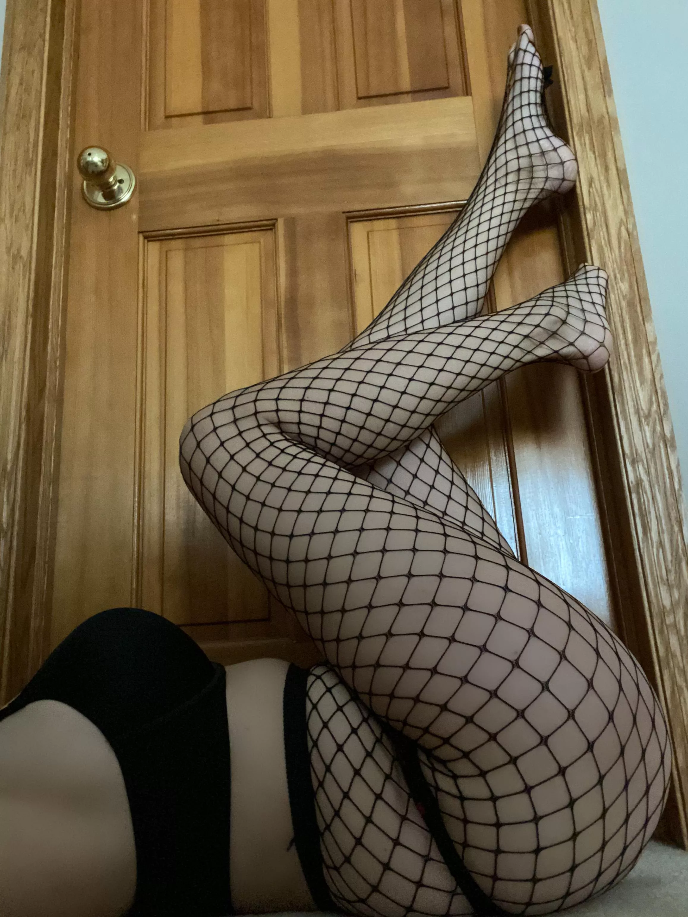 Need some help getting out of this net 🤗😘♥️