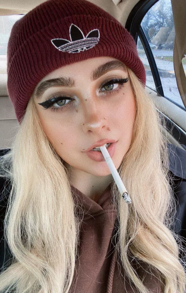 need someone to pay for all my cigs! ☺️