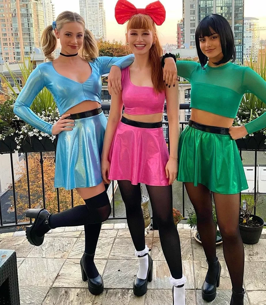 Need someone to rp as Madelaine petsch or one of her friends for me Need someone to rp as Madelaine petsch or one of her friends for me