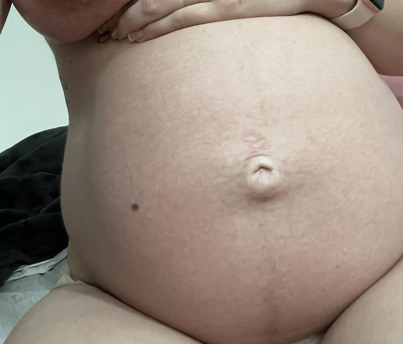 Need someone to rub my belly