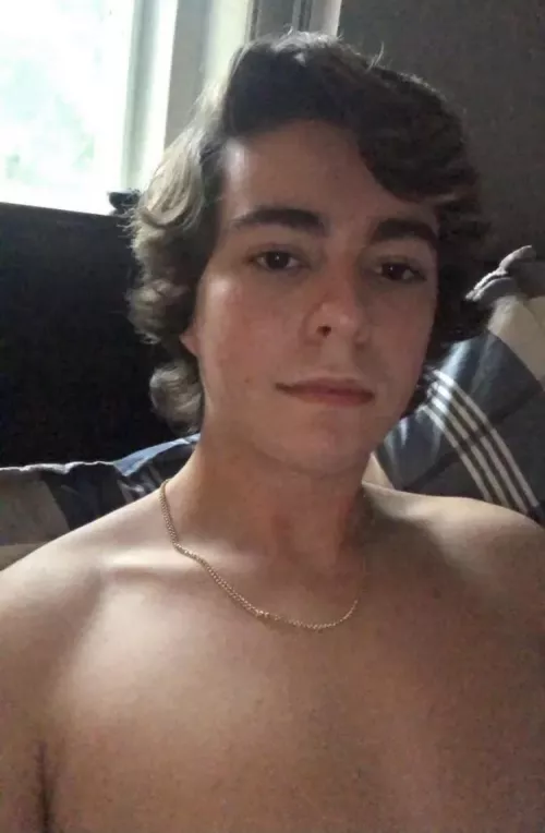 Need someone to wake up to Need someone to wake up to