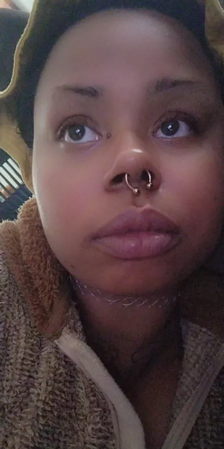 Need something to wrap these naturally plump lips around! Need something to wrap these naturally plump lips around!