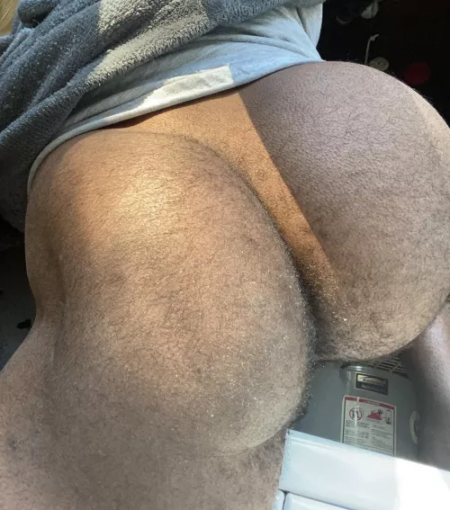 Need this tight hole filled with cum constantly.