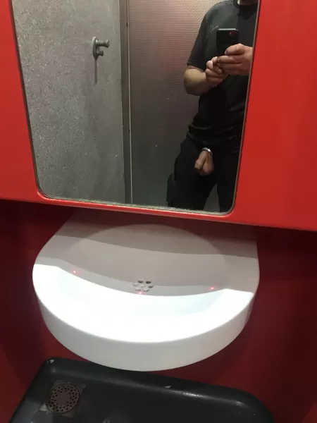 Need to get air in the highway toilet Need to get air in the highway toilet