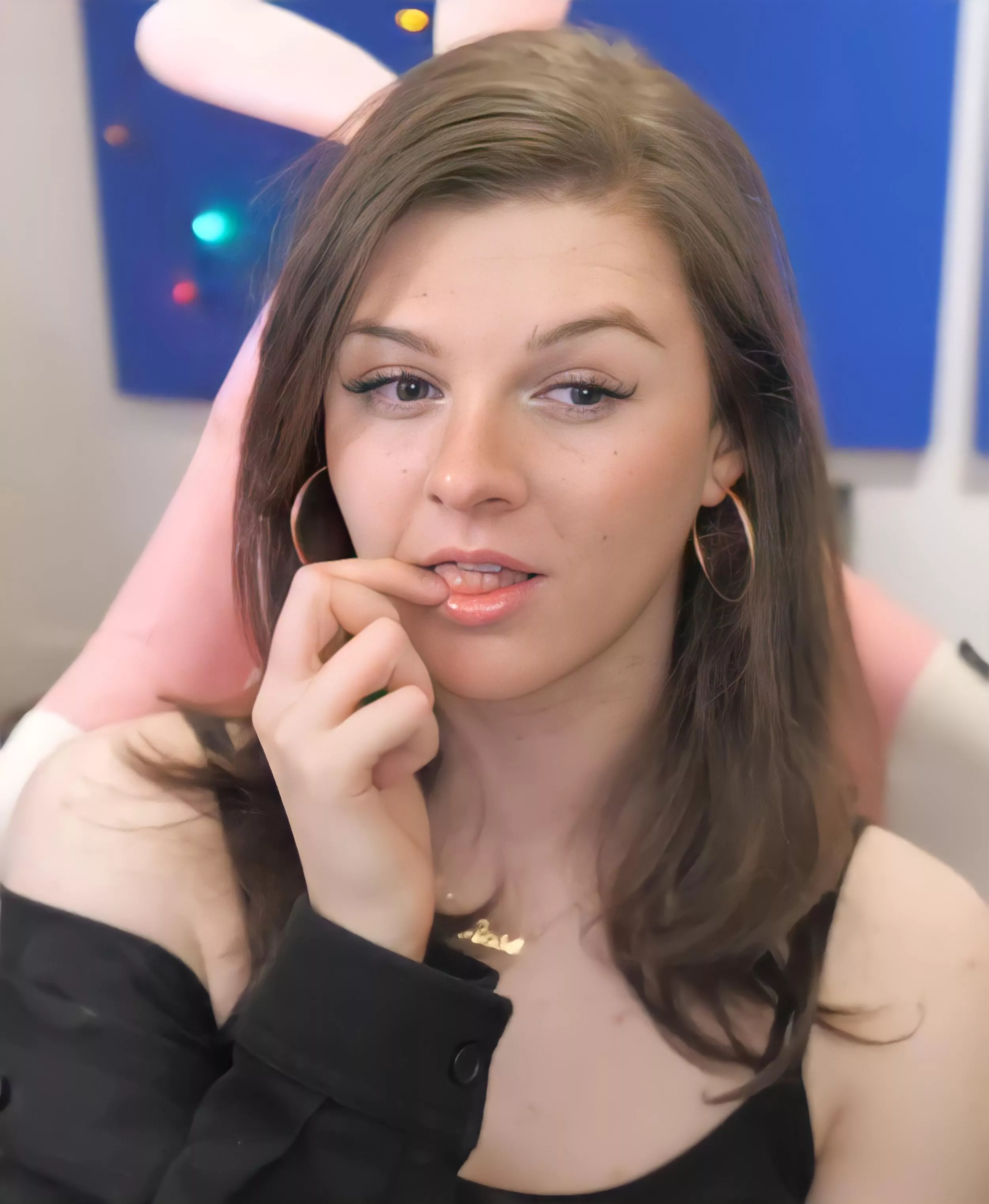 needs a cock on her face kik: haileydze needs a cock on her face kik: haileydze