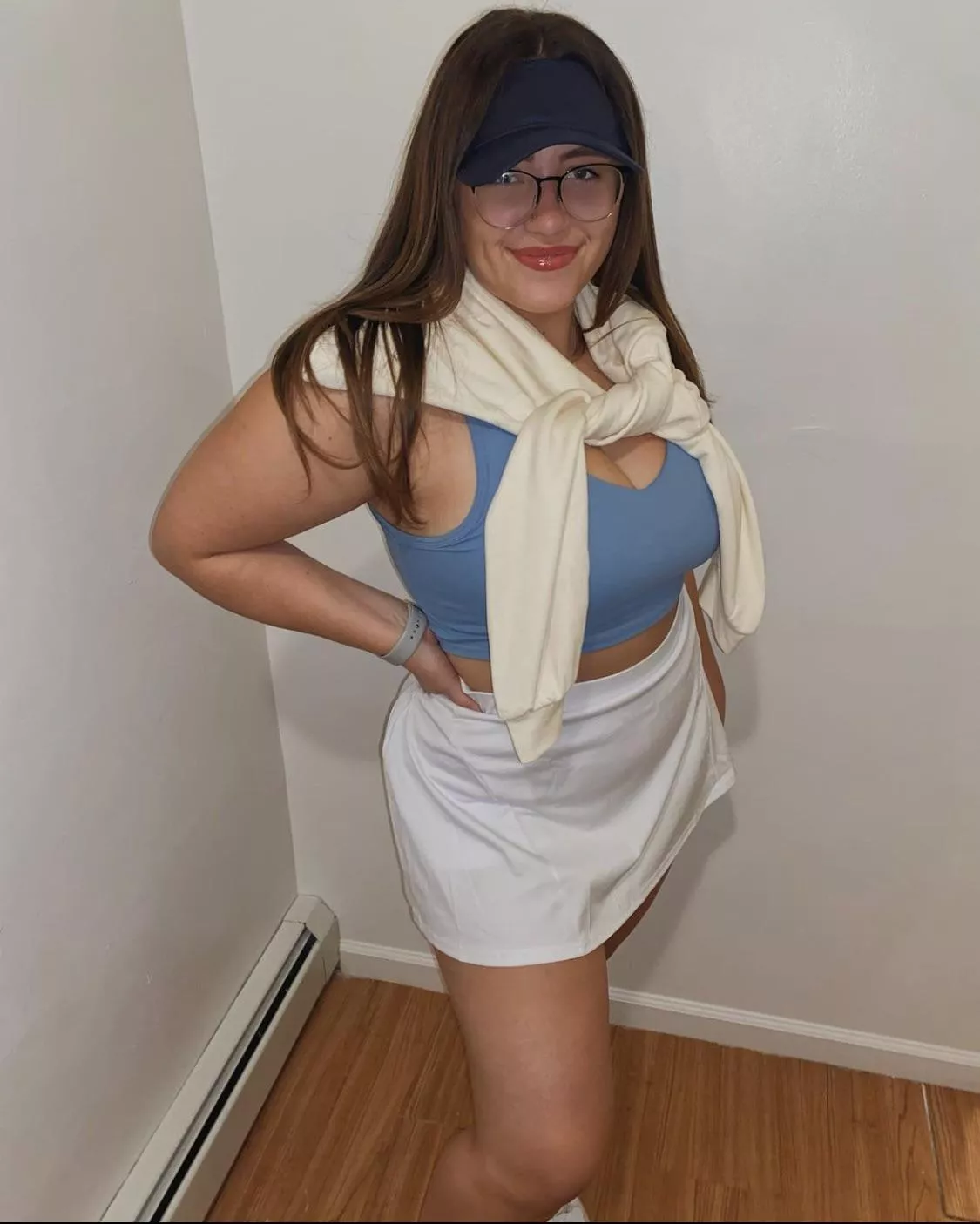 Needs someone to play with her Needs someone to play with her