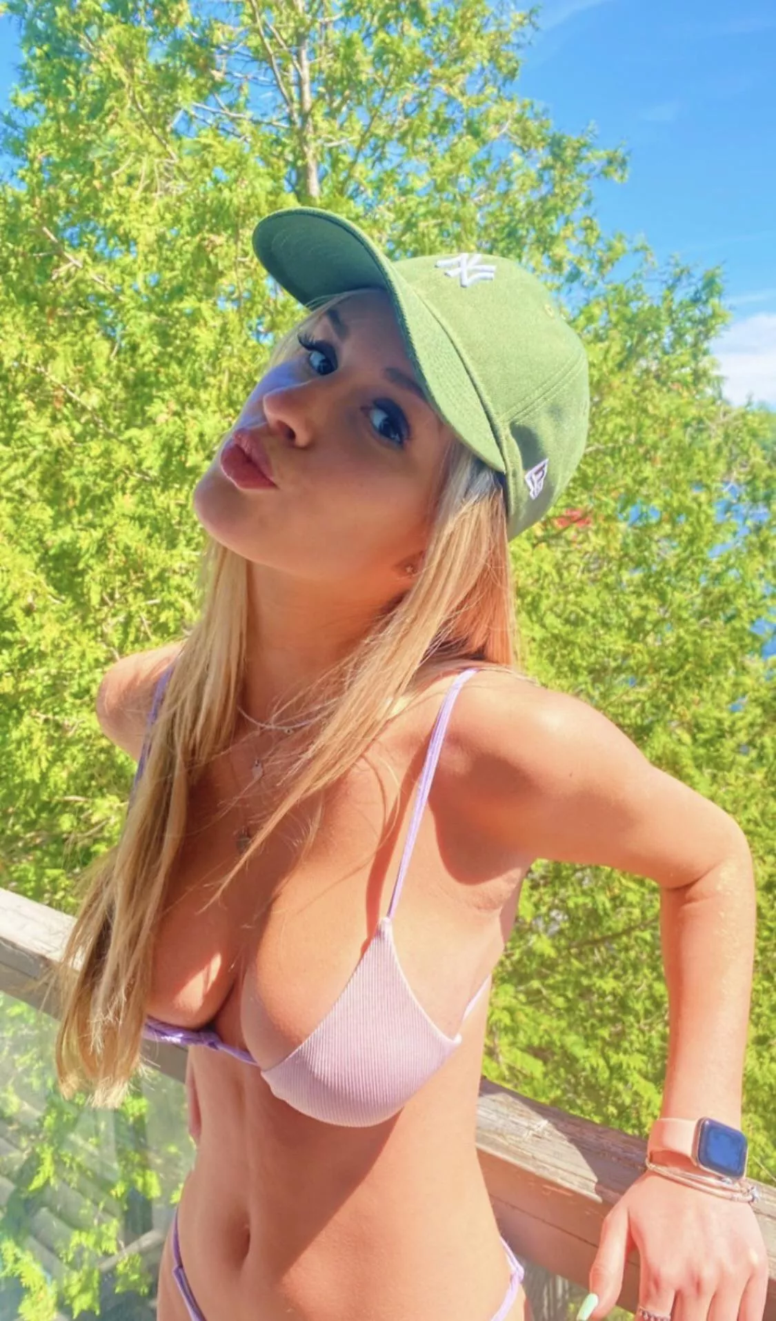 Neeed a bud to have fun with on Instagram. Showing off and live stroking kind of fun. Let’s share the girls we’re obsessed with. Message me on Instagram lowkeyj0815