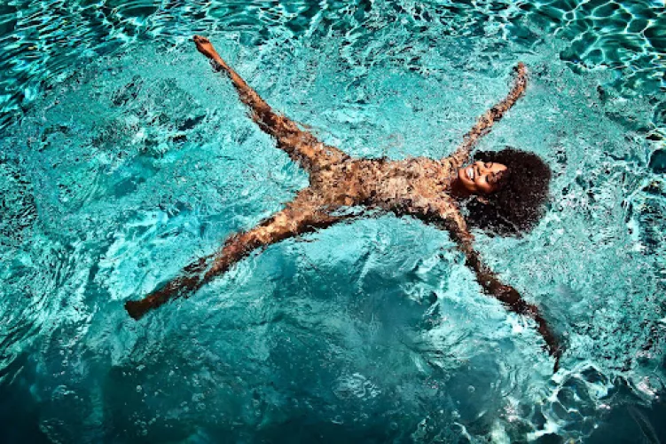 Nereyda Bird being a fish