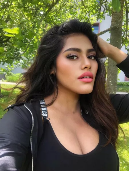 Netflix and fuck? Netflix and fuck?