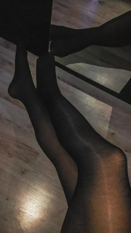never a bad time to wear black! never a bad time to wear black!