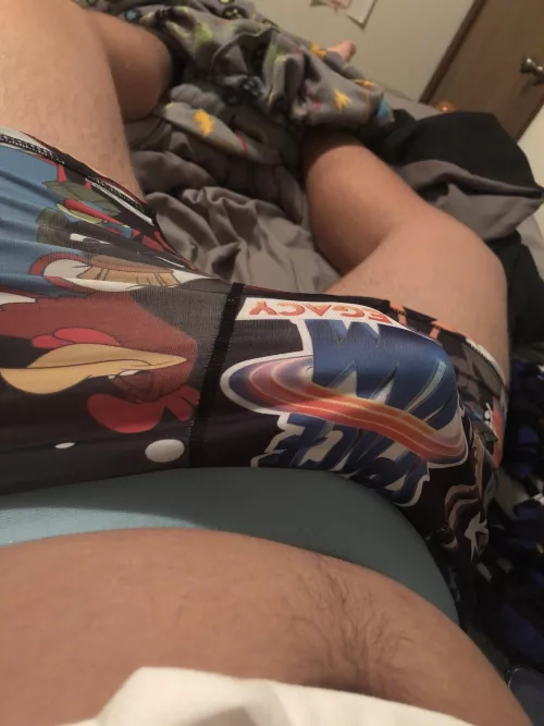 never knew i’d have foghorn so close to my crotch (m18)